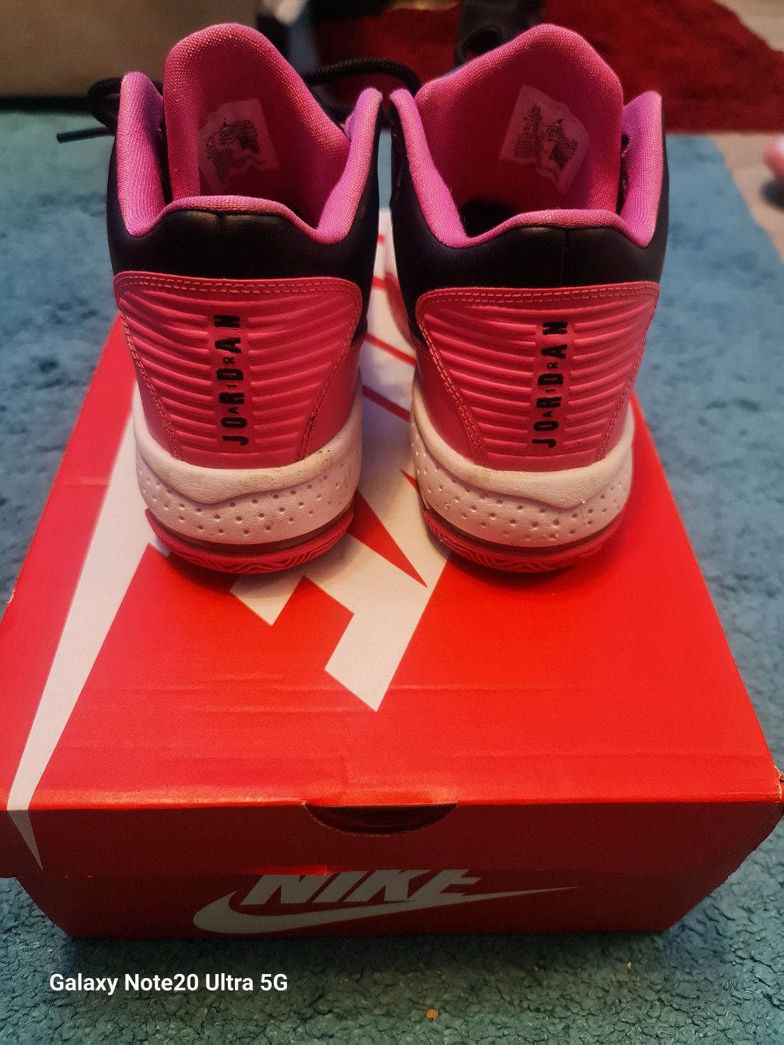 Jordan Max Aura 2 fete