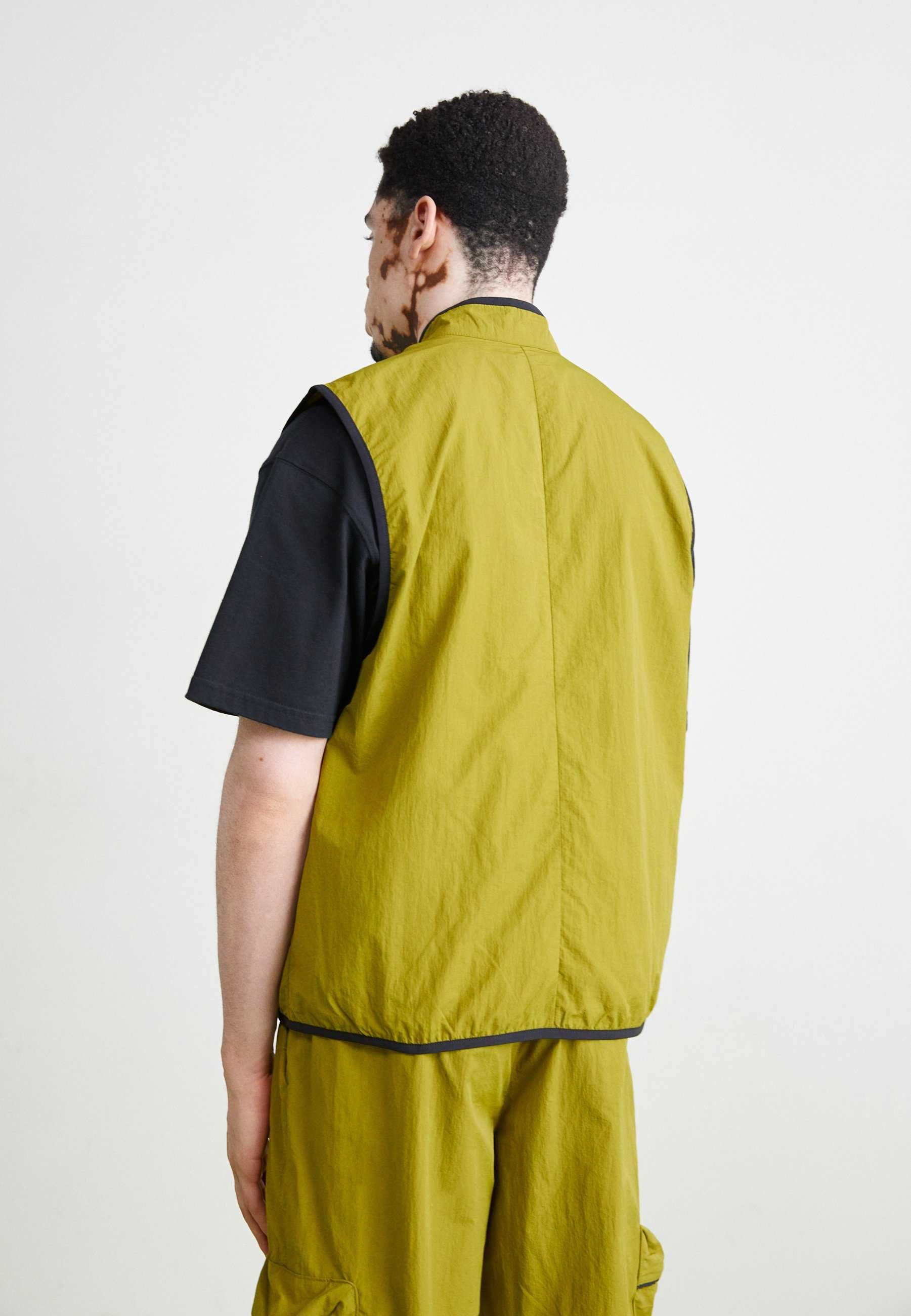 елек Nike - размер М / Nike Tech Woven Vest