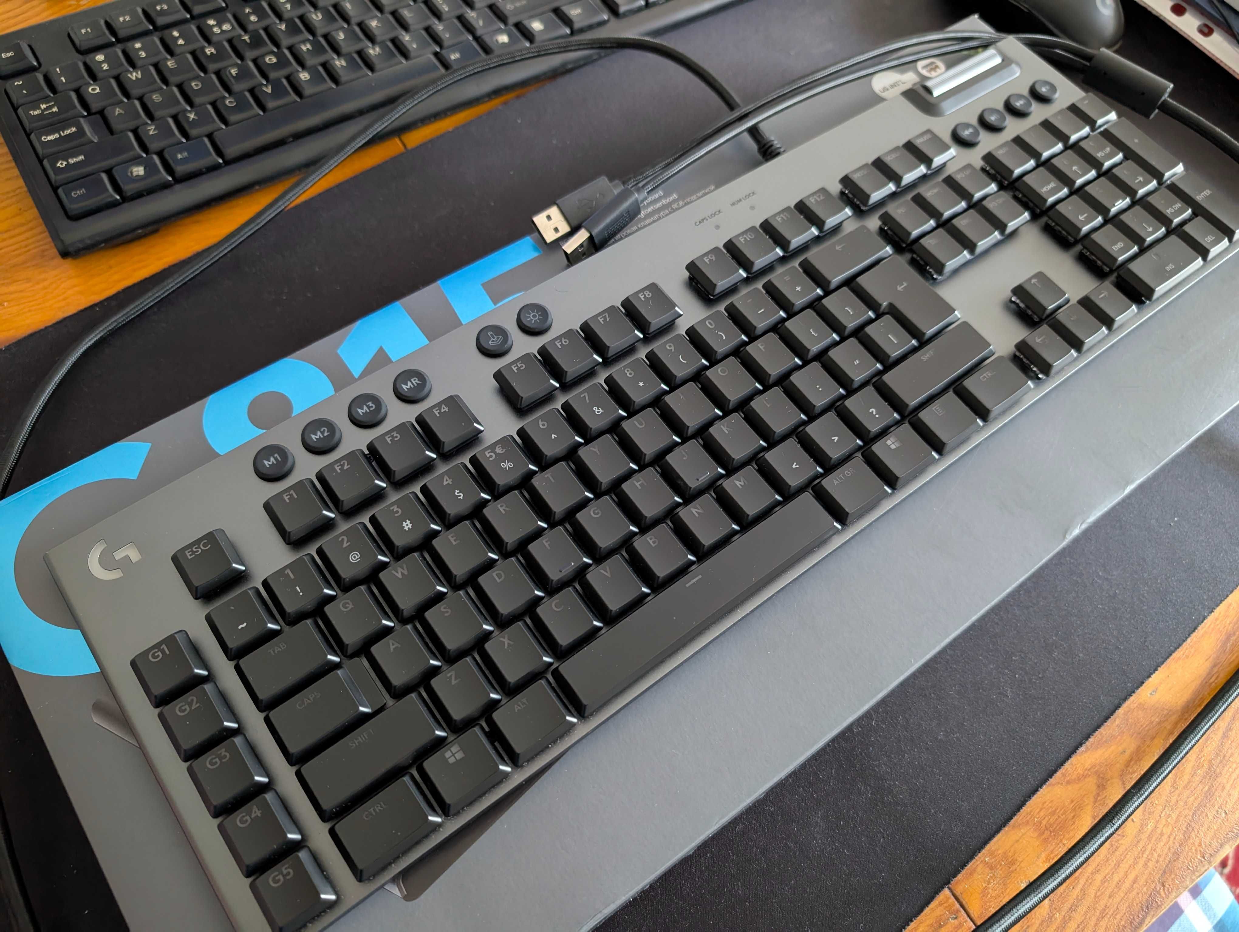 Геймърска механична клавиатура Logitech G815 Tactile нископрофилна