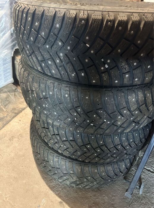 Зимние шины 205/65/16
