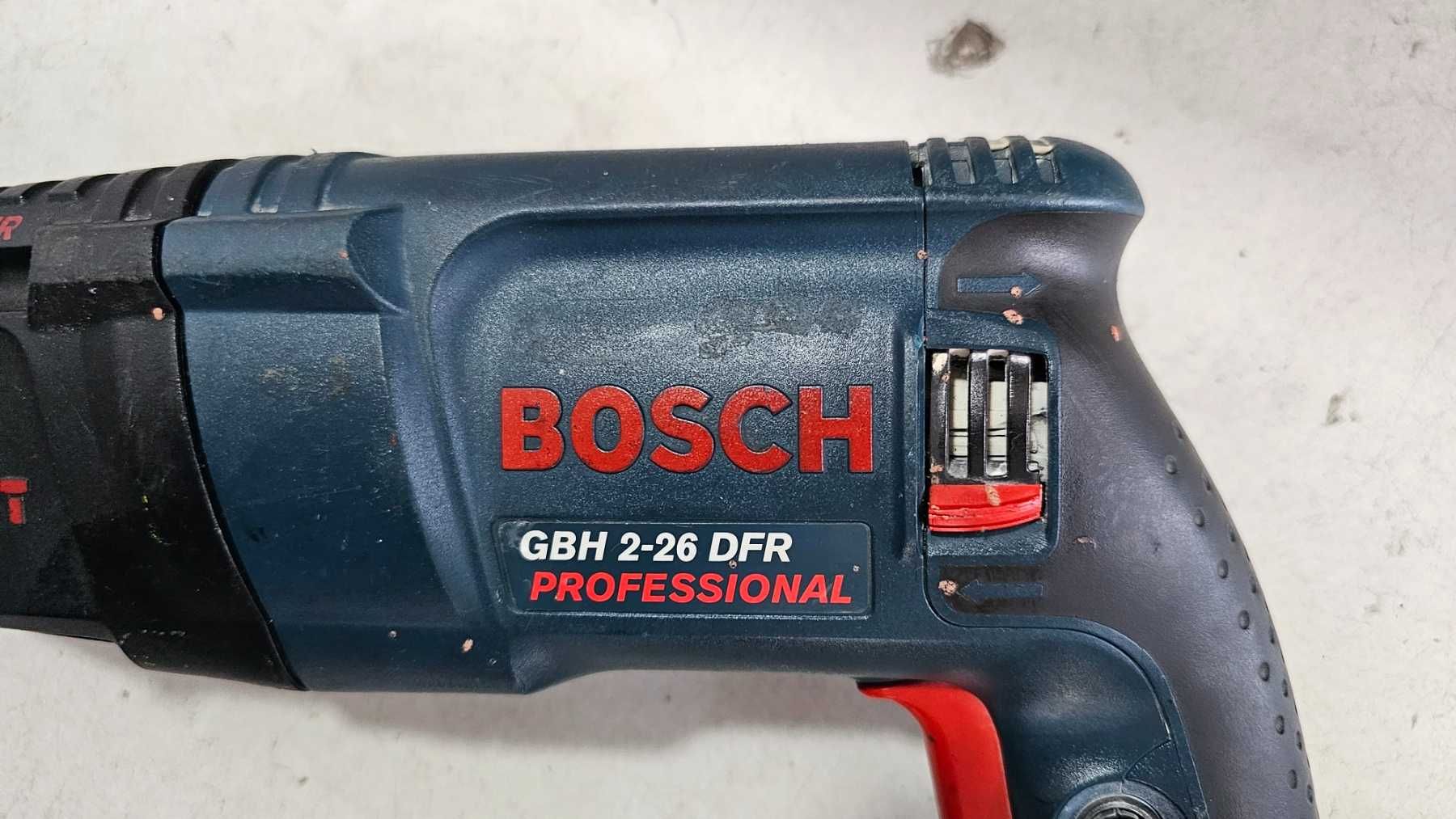 Перфоратор BOSCH GBH 2-26 DFR