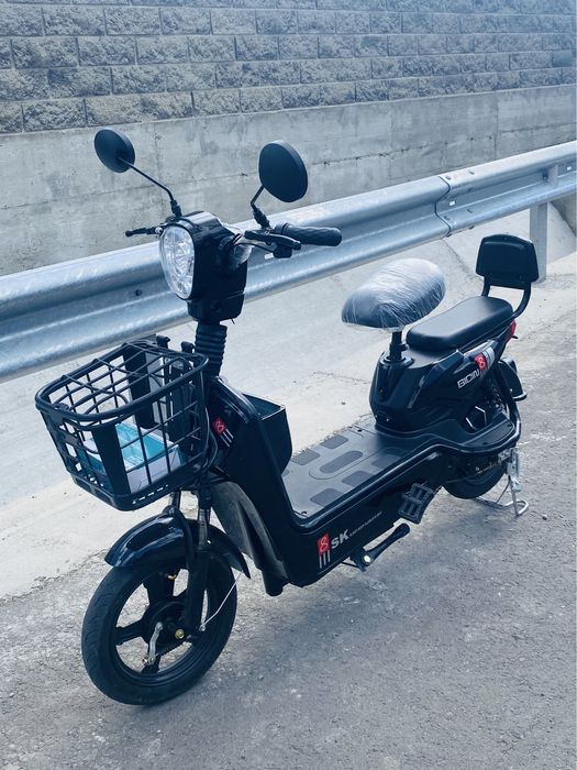 Scuter electric nou .