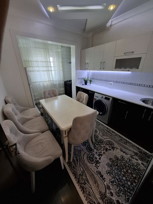 Срочно для молодожен или Иностраных лиц, 2 комнатная на Метро Чиланзар