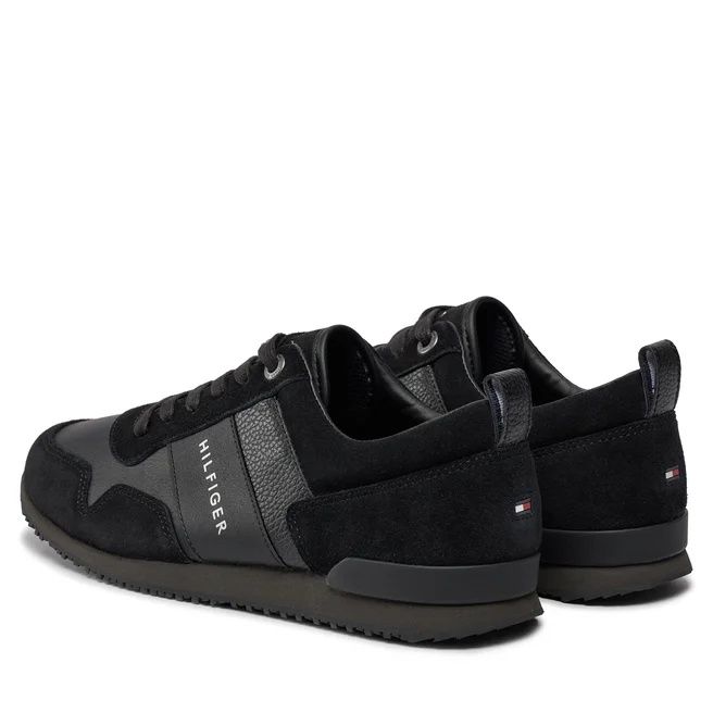 Sneakers Tommy Hilfiger Black
Mărimi: 41, 42, 43