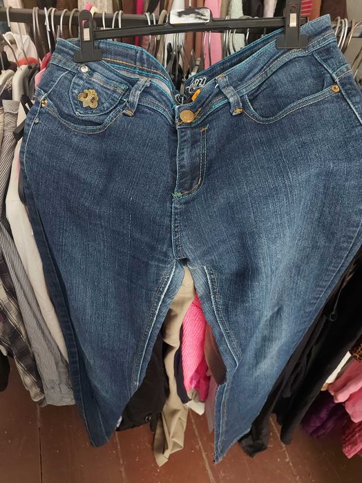 Дрехи втора употреба