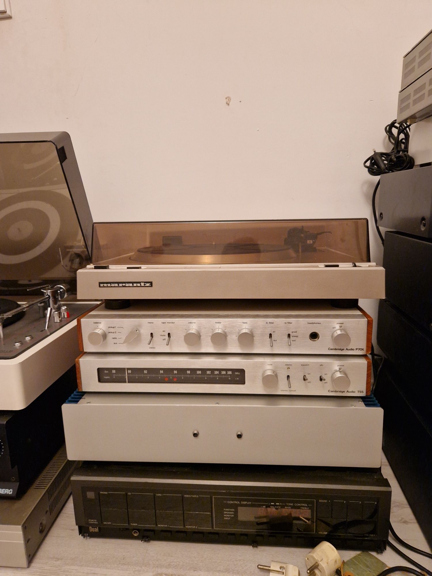 Tandberg lenco sansui jvc naim optonica cambridge dual korvet grundig