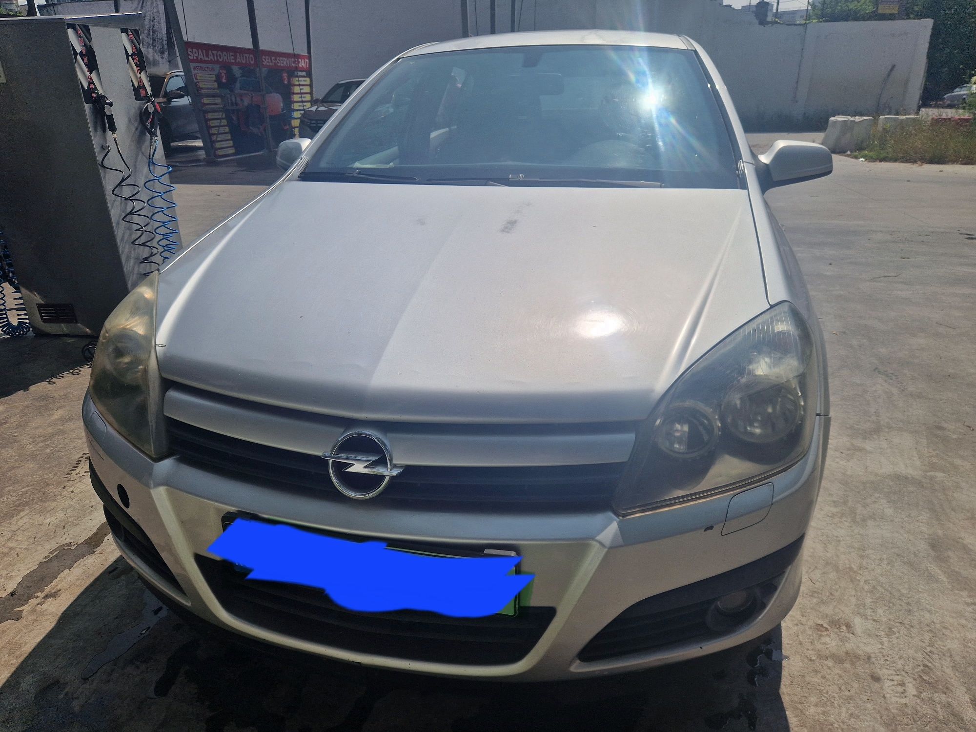 Vând Opel astra H 1.7