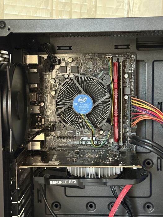 Геймърски компютър GeForce GTX 1650 4GB I3-9100F 3.6GHz 16GB