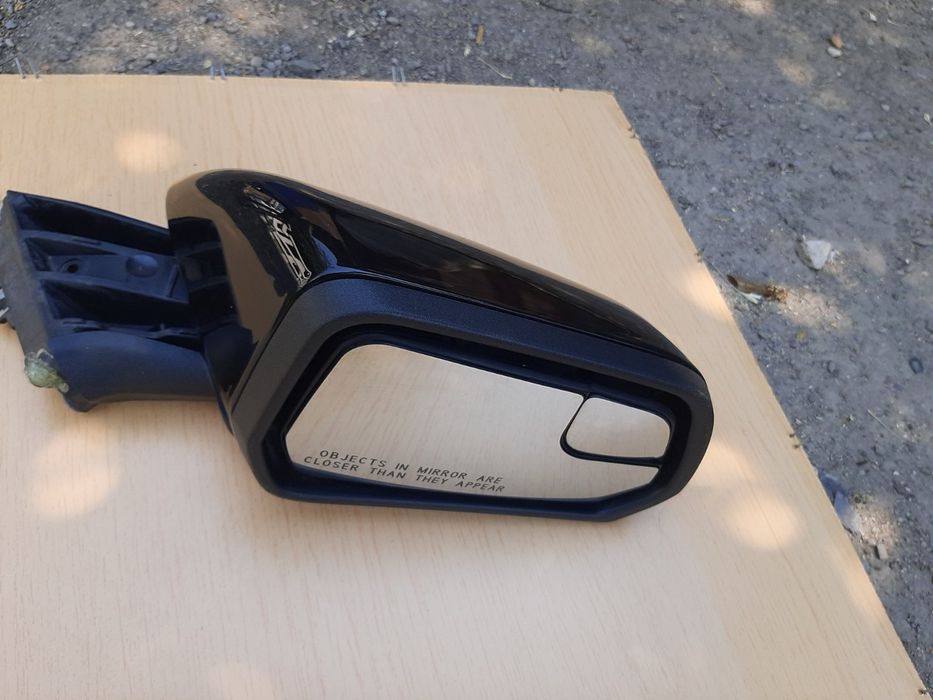 Оригинално огледало  дясно за от Форд Мустанг  2018