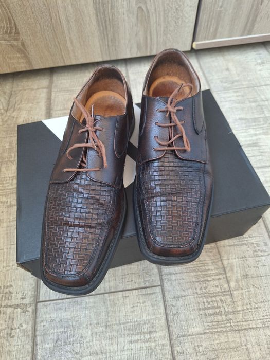 Costum Giorgio Armani marimea S/m și pantofi din piele naturala Mar 41