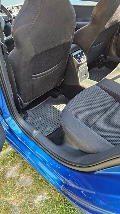 Vând Skoda octavia 3 2015 4×4