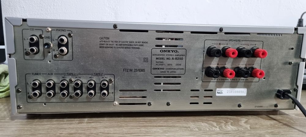 Amplificator Onkyo A 8250
