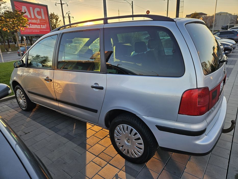 Vw Sharan 1.9 TDI proprietar