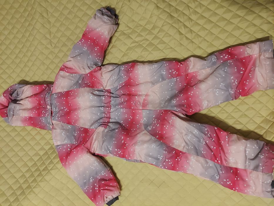 Salopeta matlasata pentru copii