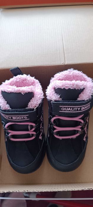 Зимни боти за момиче