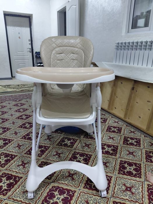 Стул для кормление