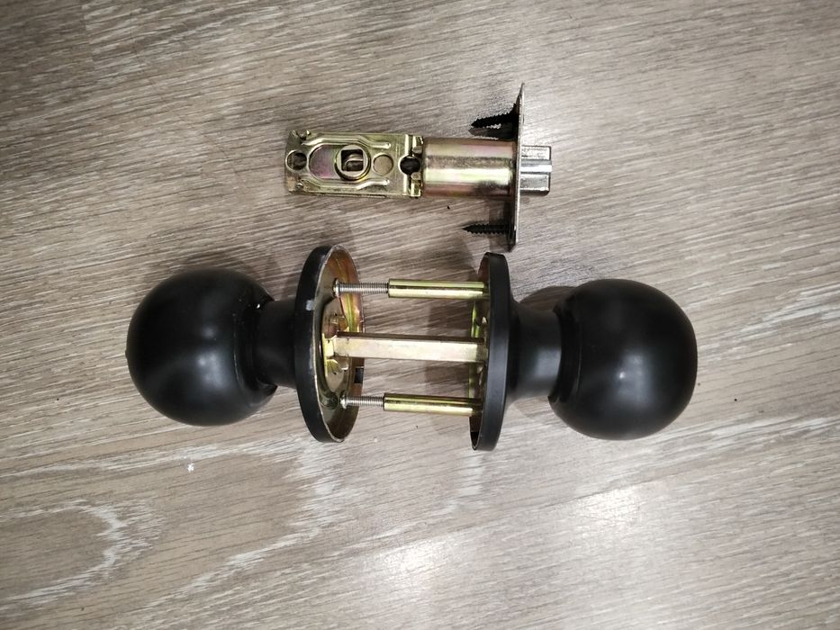 Дверные ручки б/у