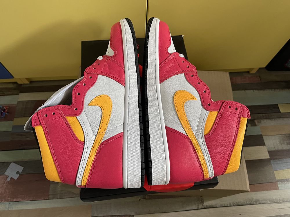 Nike Air Jordan 1 Retro High OG Light Fusion Red Tennis Court LeBron