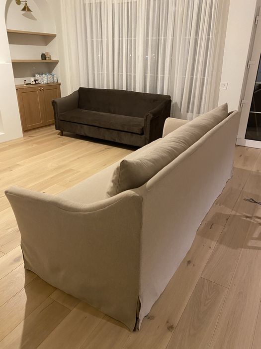 Canapea crem din material tip in noua