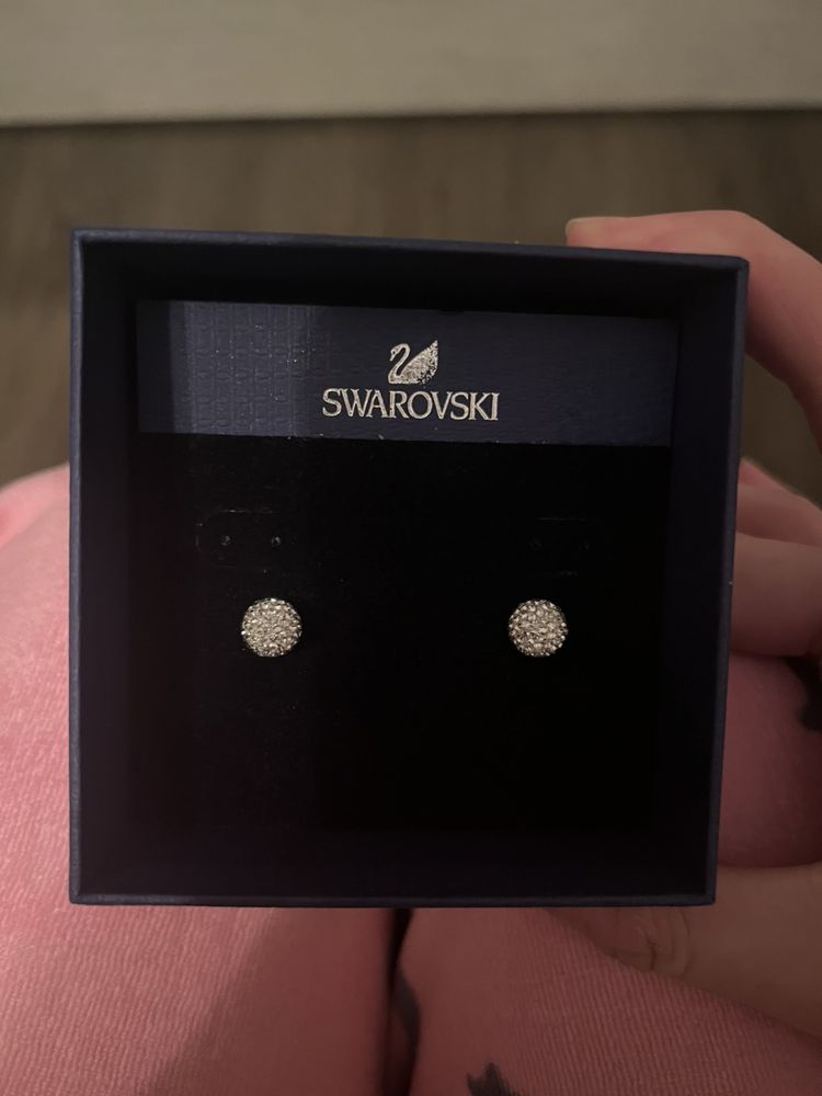 Обици Swarovskii
