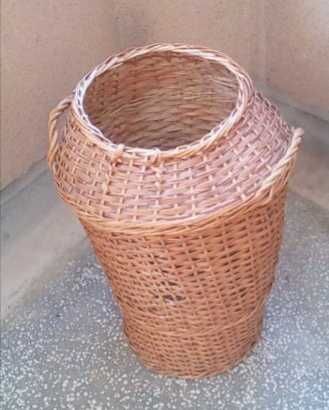Кош за пране, плетен