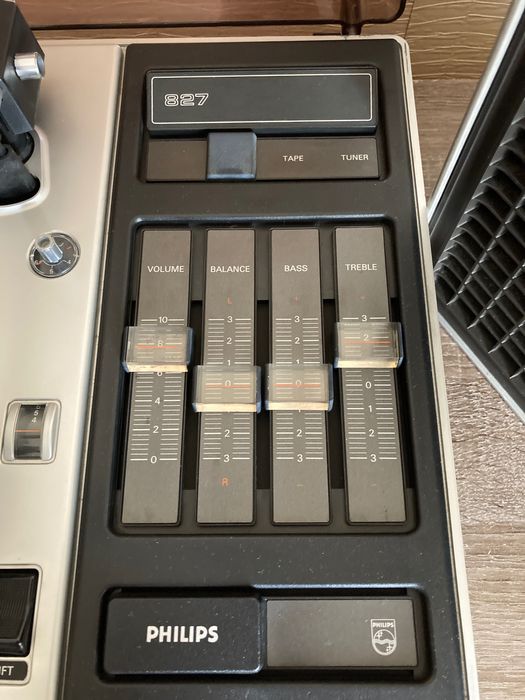 PHILIPS 22GF827/04  Грамофон  с усилвател и тонколона  VINTAGE