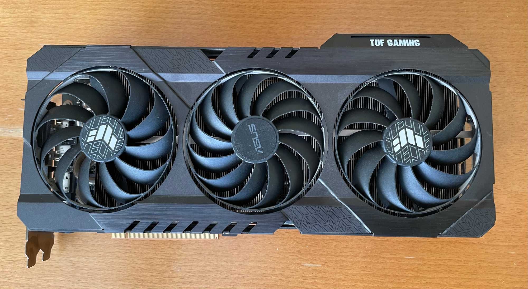 Геймърска видео карта AMD Radeon RX 6800 ASUS TUF GAMING