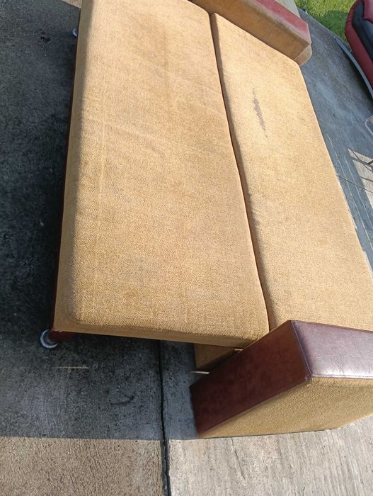 canapeaa compusa din 3 piese ideala pentru living room sau terasă