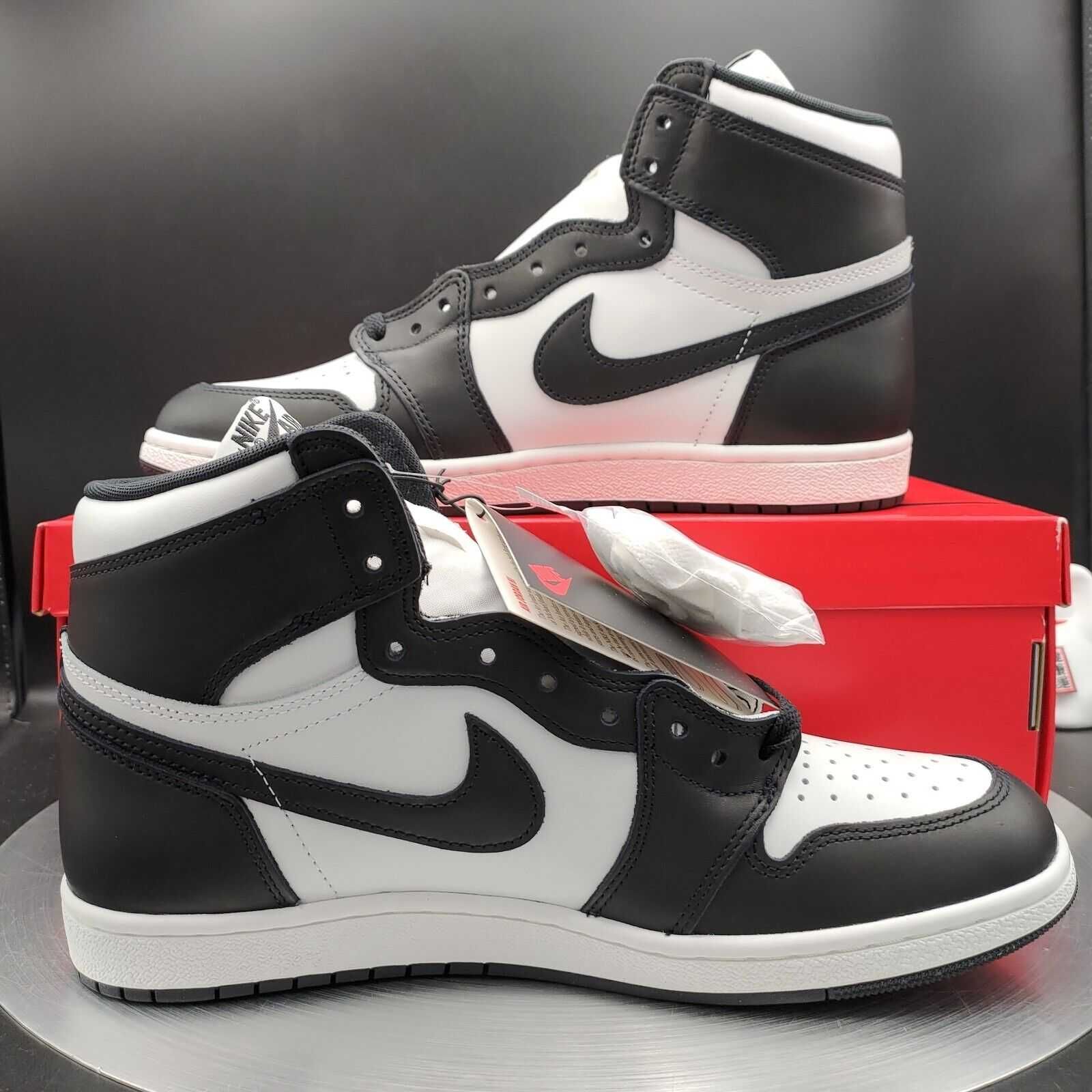 Jordan 1 OG Black and white | Jordan 1 Chicago Red