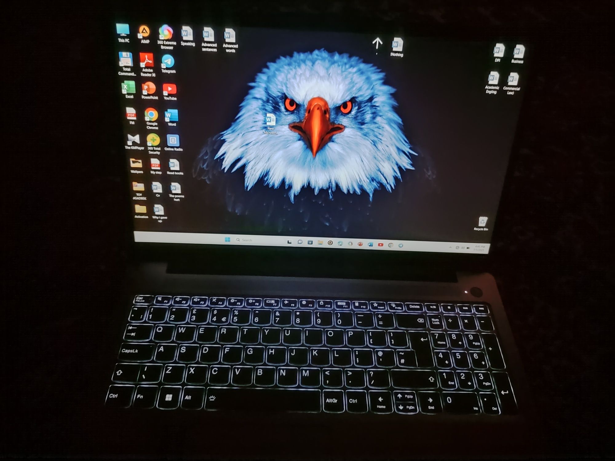 Lenovo IdeaPad Slim3 Intel Core I5 SSD 13the Eng songi avlod