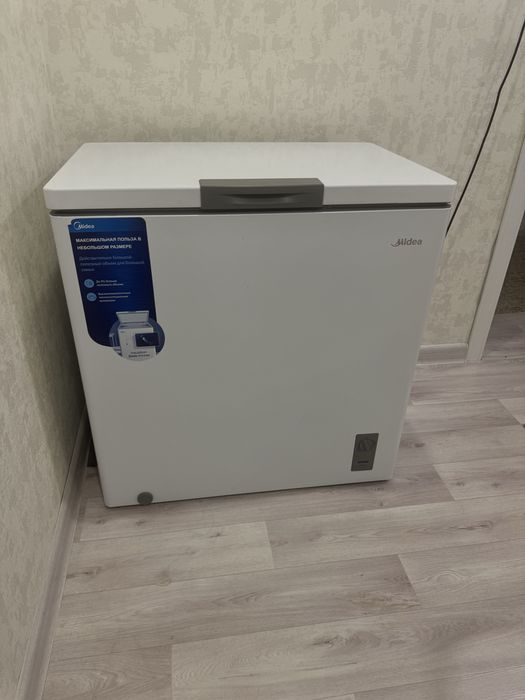 Морозильник Midea 200л