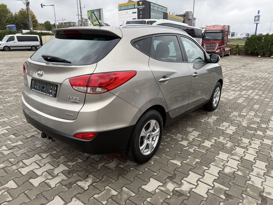 Hyundai ix35 an 2011 motor  2,0 Diesel 4x4