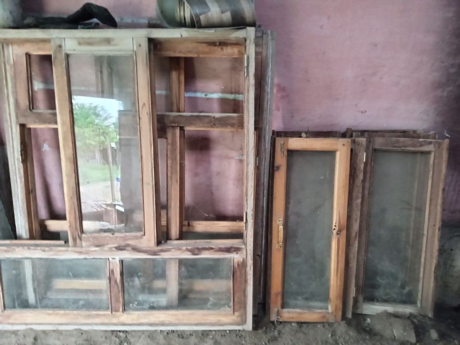 3ta diraza bitta ishik bor hozlati yaxshi