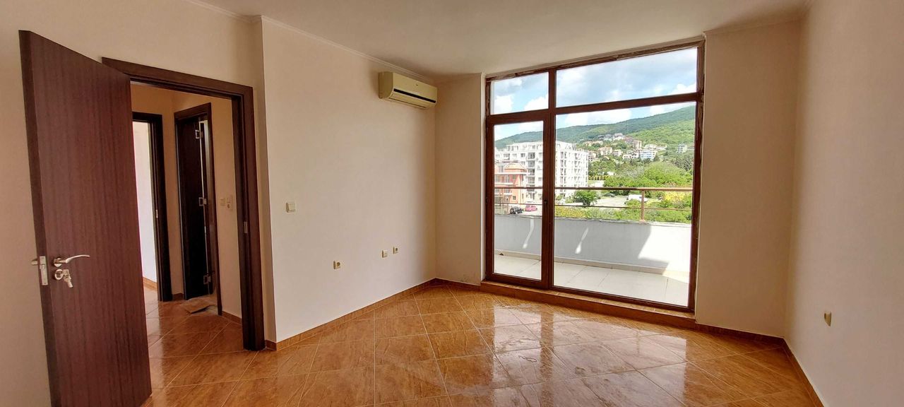 Продава се Тристаен апартамент в Свети Влас - 144 кв.м за 1303 €/кв.м - Снимка #8
