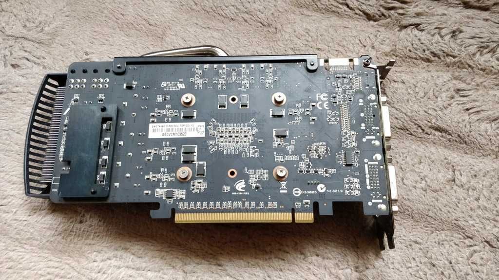 Plava video ASUS GTX460 SE GDDR5