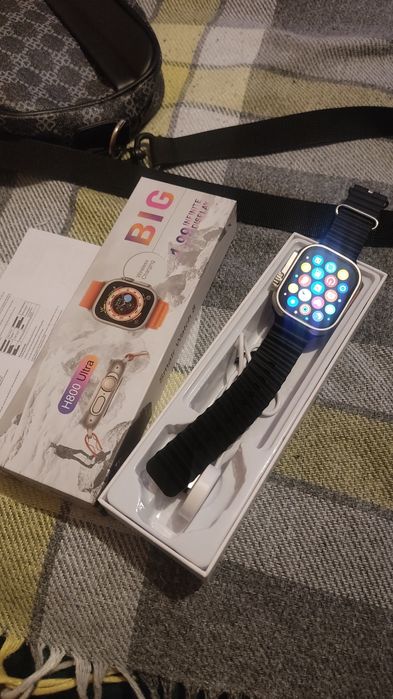 Часы смарт-часы H800 Ultra.