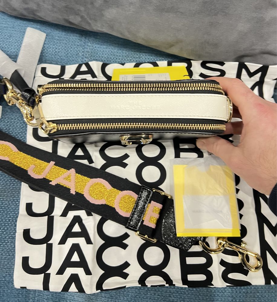 Mark Jacobs The snapshot camera bag.100%ориг.Със сериен номер,етикети!