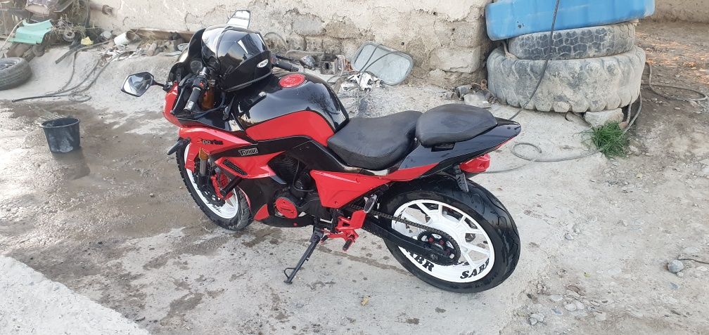 Mototsikl sotiladi