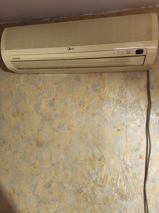 Работещ инверторен климатик