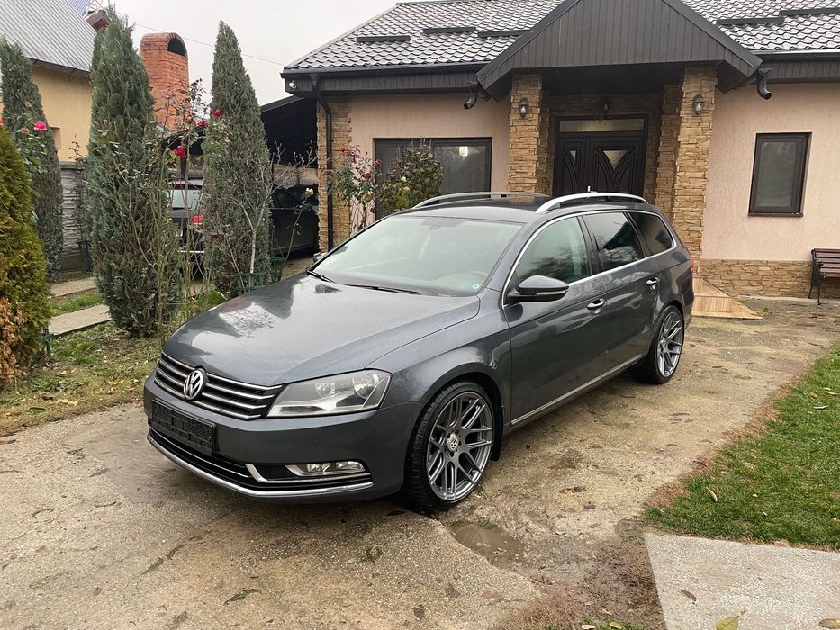 Volkswagen Passat Vw/Passat/B7/DSG/High/Line/Senz/Park/Piele/Navi/2.0TDI/170/CP/Euro5/