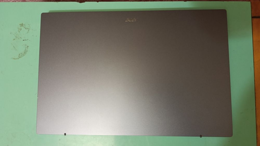 Acer AMD Ryzen 5 7520U