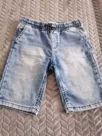Къси  светло сини дънкови панталони за момченца с размер 134