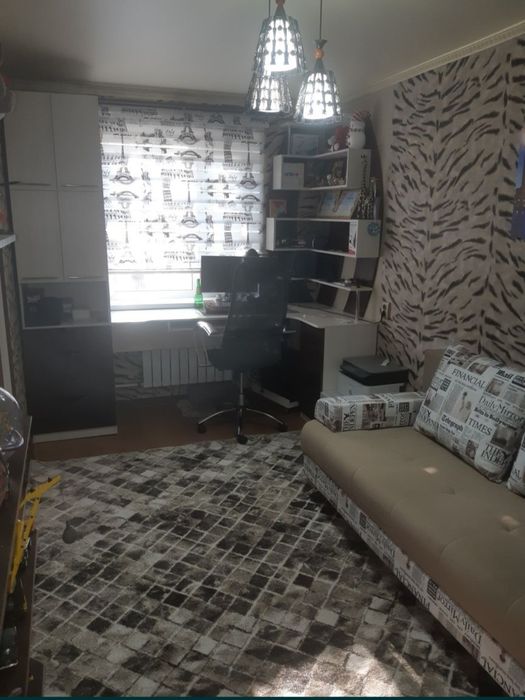 Сдам длительно в аренду двухкомнатную квартиру
