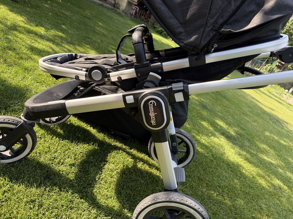 Carucior Emmaljunga (sport+ landou), isofix Romer Britax + scaun auto