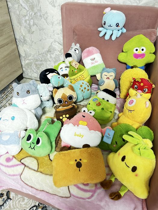 Продам 20 игрушек и 20 сумочек