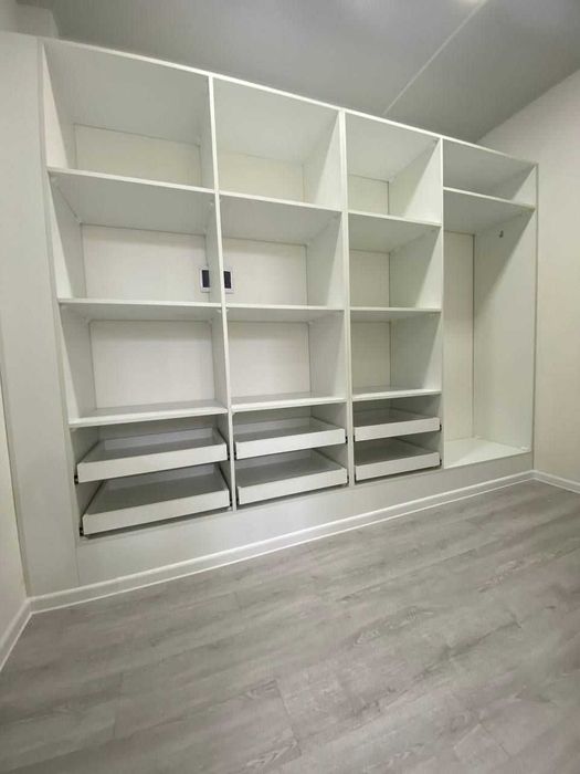 СРОЧНО!!!Сдается кв-ра (3/3/9)Яшнабатски район, ор-р Боткина ор-р 372*