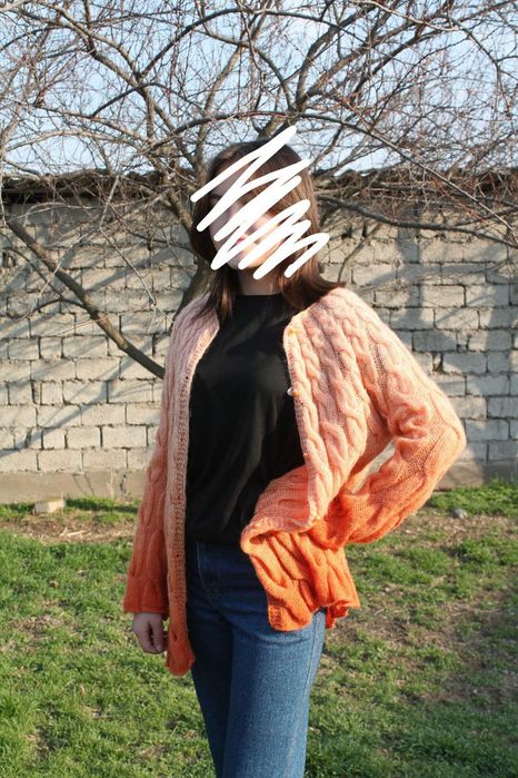 Продаются кофты ,ручная работа ,ангорка,мохерангорка,цена по 200т +998