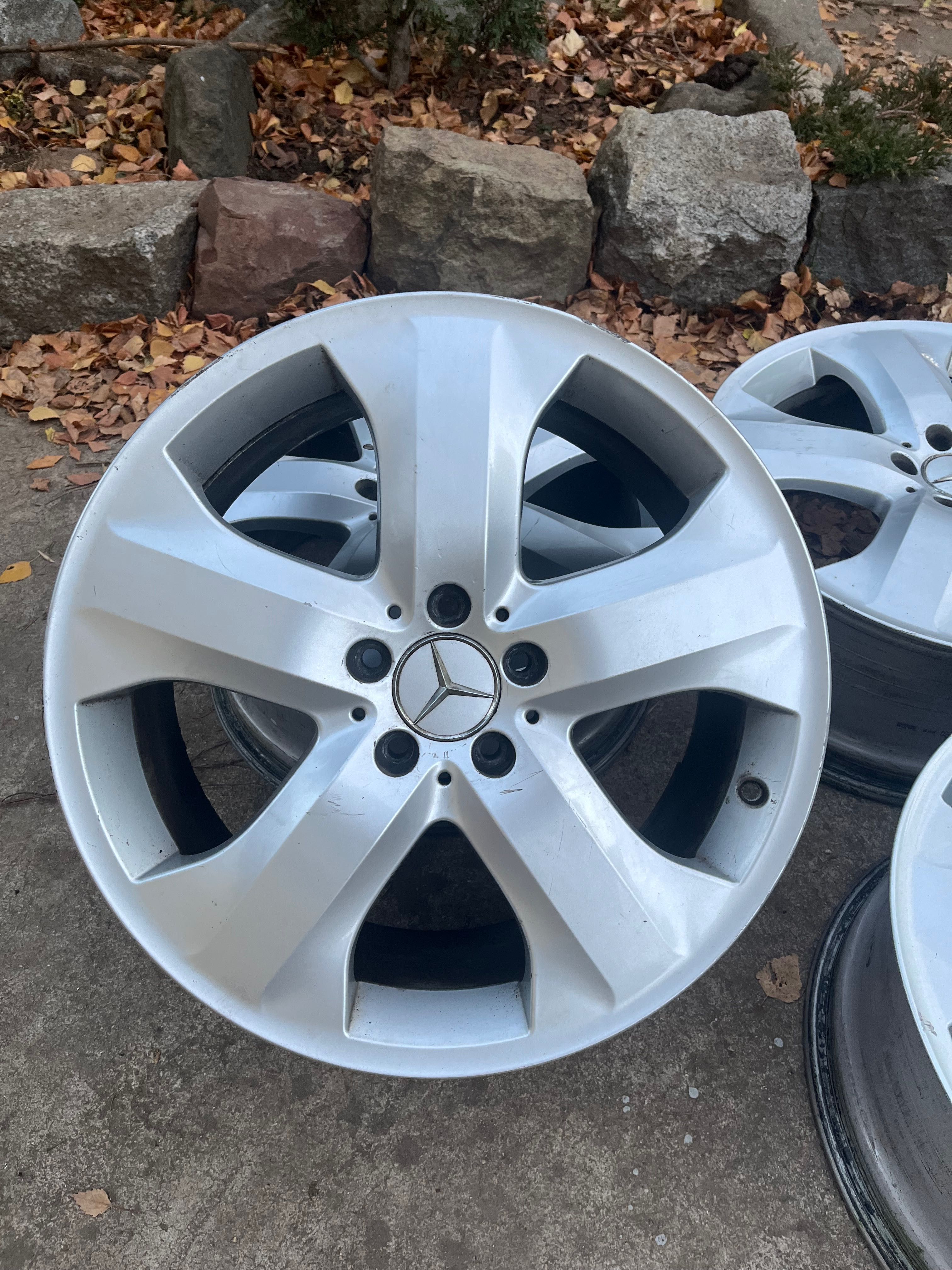 Оригинални ляти джанти Mercedes ML/R GL 19” 5x112