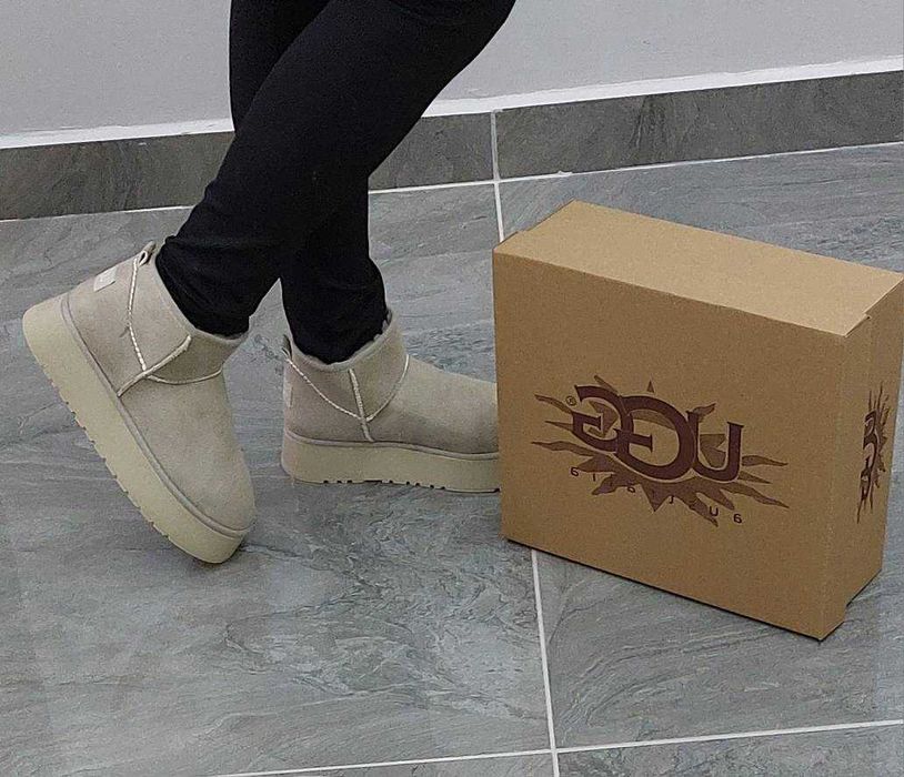 Дамски Боти UGG в два цвята