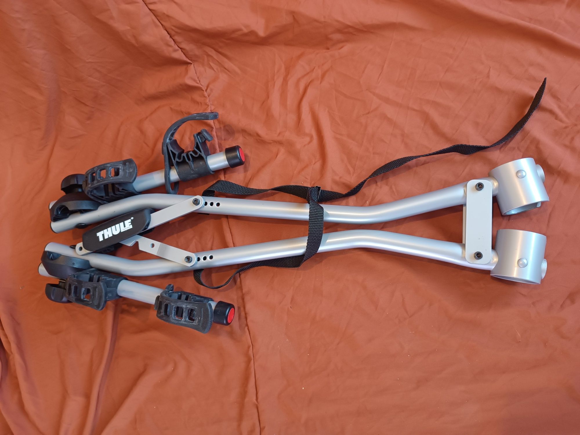 Багажник за 2 велосипеда Thule Xpress 970. 

Отлично състояние
